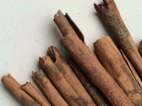 Canela Entera
